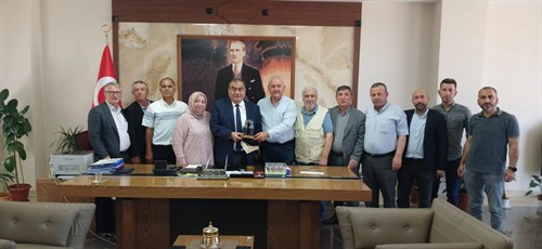 Ertuğrulgazi Karakeçili Yörük Türkmen Derneği ve Çakallar Mahallesi Derneği Kaymakamımız Mehmet OKUR'u Ziyaret Etti